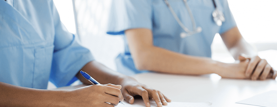Could new nursing course improve NHS shortages?